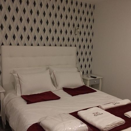 Isis Guest House ブラガ エクステリア 写真