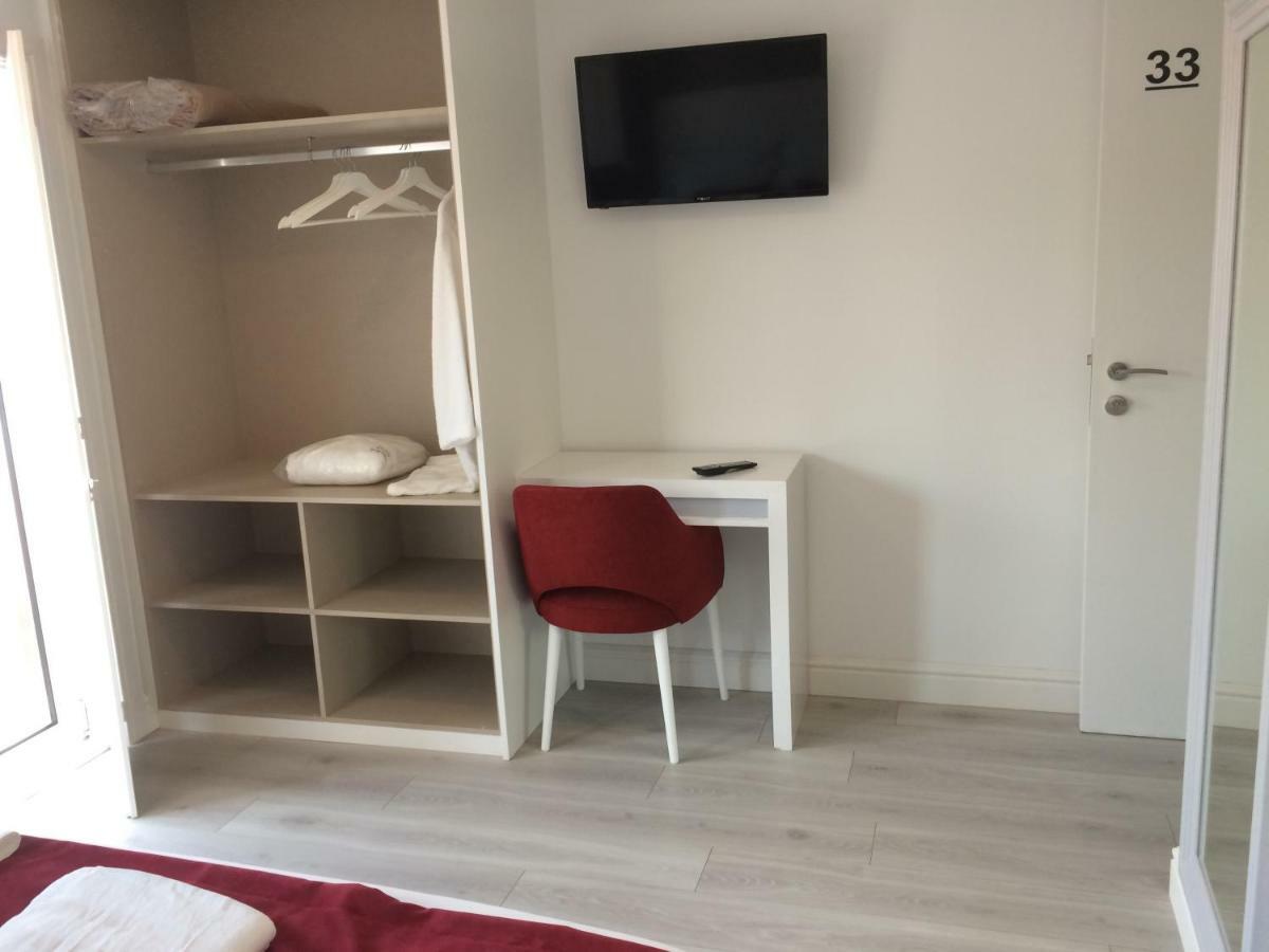 Isis Guest House ブラガ エクステリア 写真