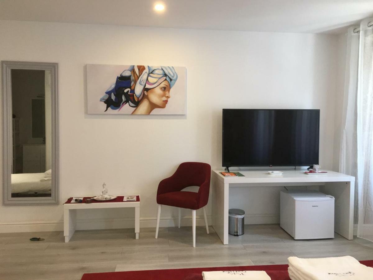 Isis Guest House ブラガ エクステリア 写真